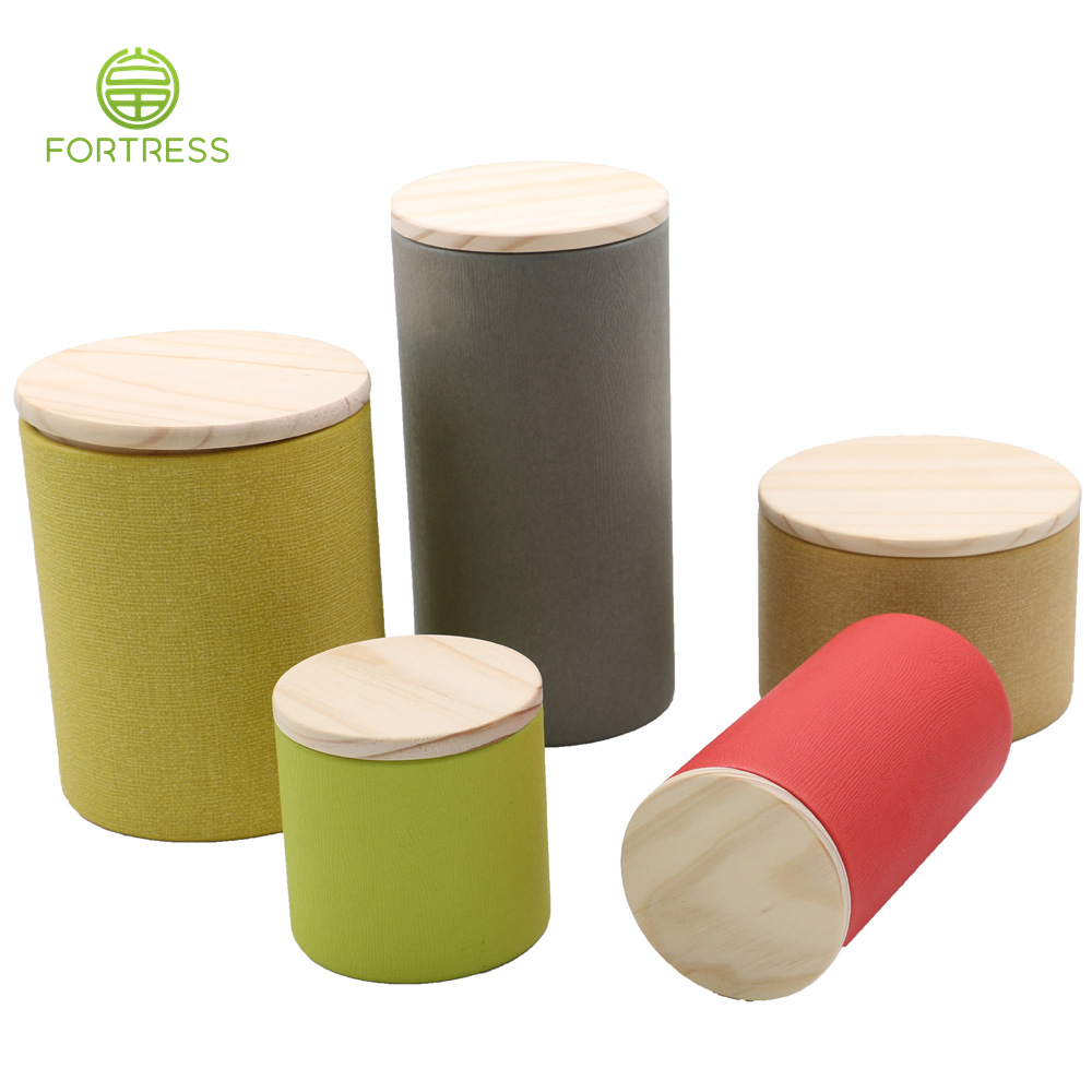 Tubo de té con tapa de madera